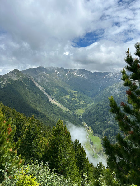 MINDFULNESS, YOGA & HIKING AUSTRIA